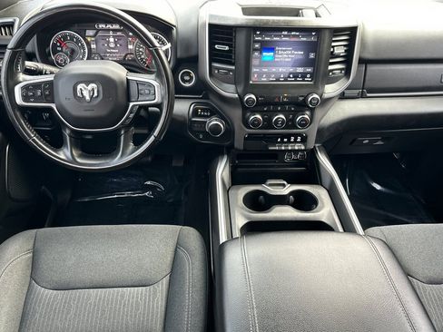 Used 2021 RAM 1500 Big Horn image 12