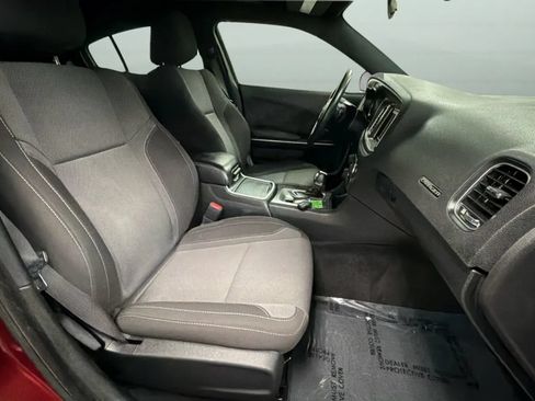 Used 2020 Dodge Charger SXT RWD image 21
