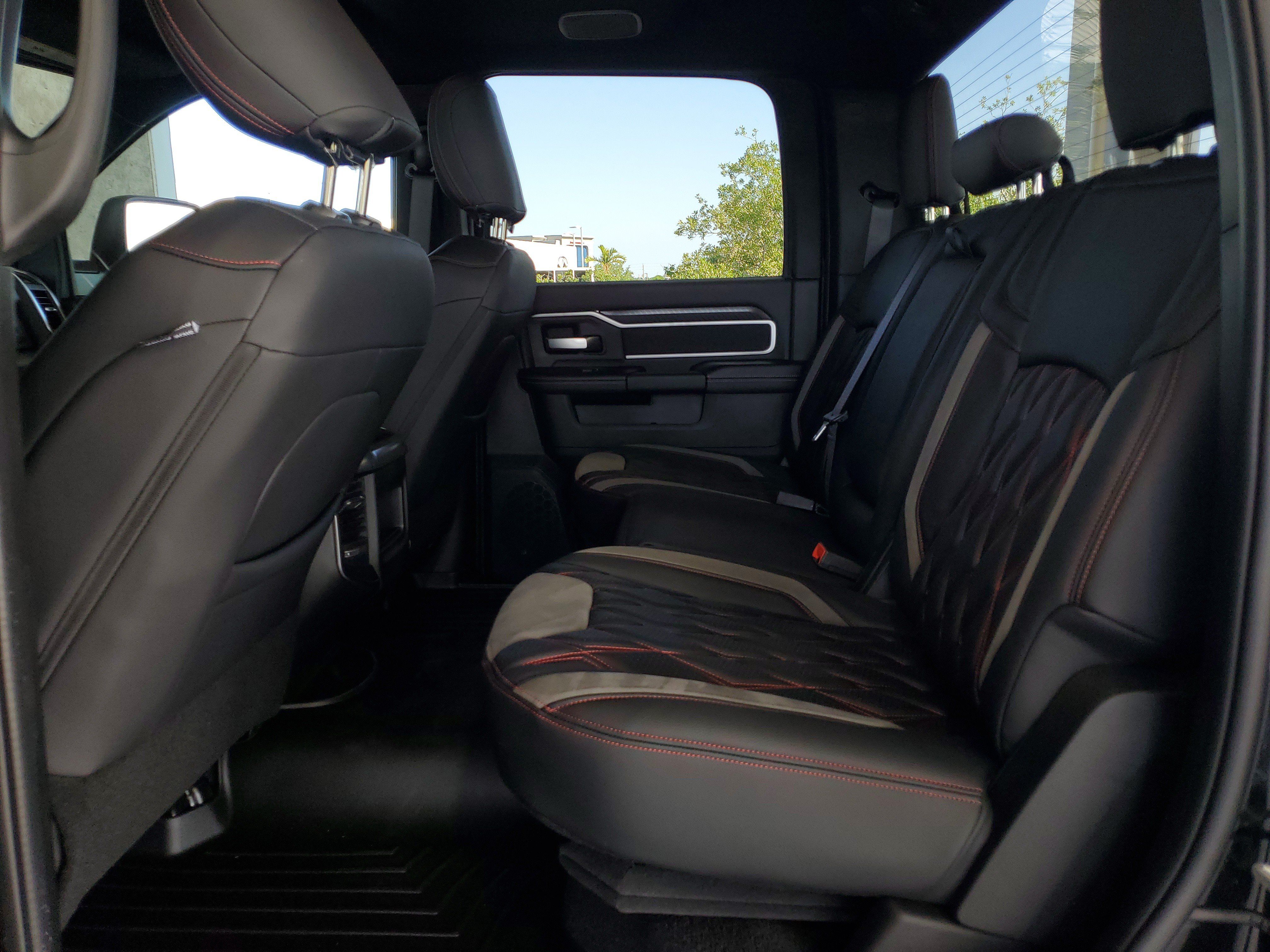 New 2025 RAM 2500 Big Horn AWD/4WD image 9