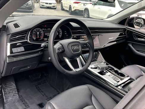 Used 2020 Audi Q8 Premium Plus image 16