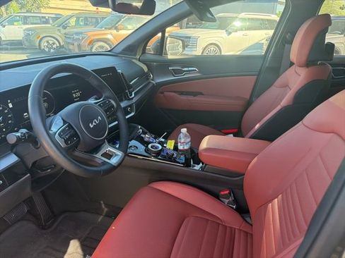 Used 2025 Kia Sportage SX Prestige image 10