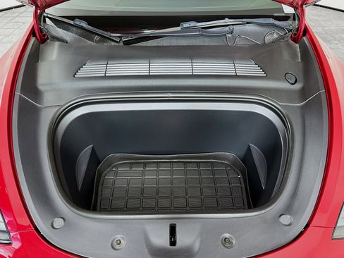 Used 2022 Tesla Model Y Performance AWD/4WD image 32