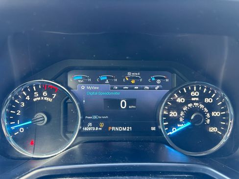 Used 2017 Ford F150 Lariat image 6