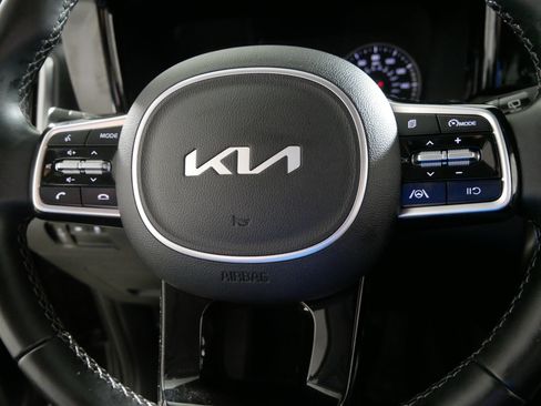 Used 2022 Kia Sorento S AWD/4WD image 25
