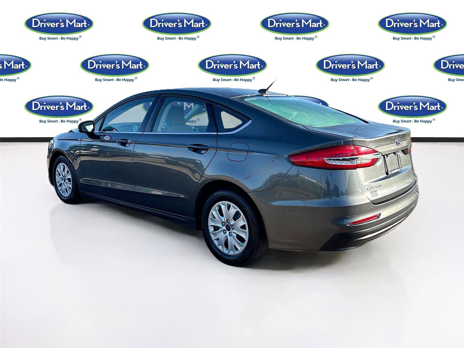 Used 2019 Ford Fusion S FWD image 5