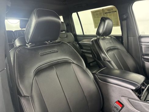 Used 2023 Jeep Grand Cherokee L Overland AWD/4WD image 30