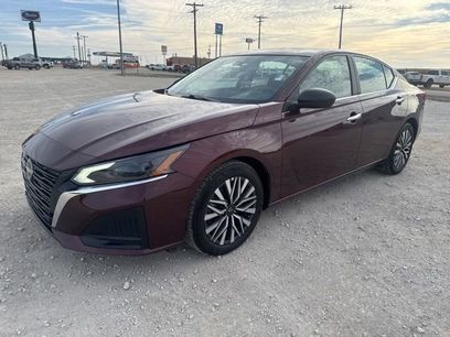 Used 2025 Nissan Altima 2.5 SV