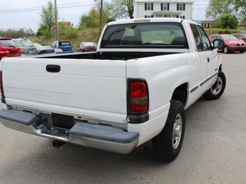 Used 1999 Dodge Ram 2500 Truck 2WD Quad Cab image 7