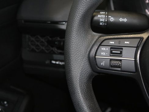 Certified 2023 Honda Accord LX image 17