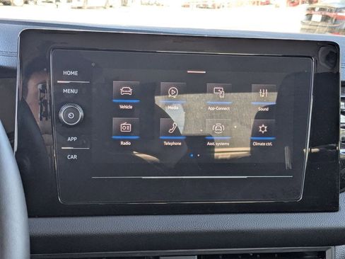 Used 2025 Volkswagen Jetta S image 20