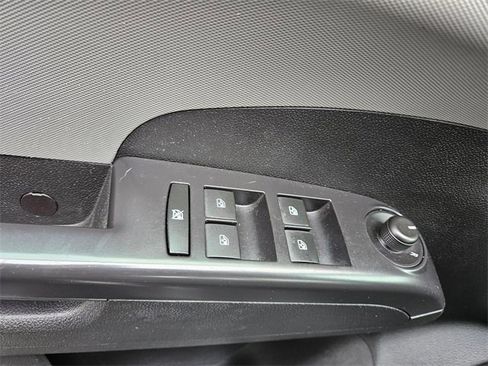 Used 2014 Chevrolet Sonic LT image 15
