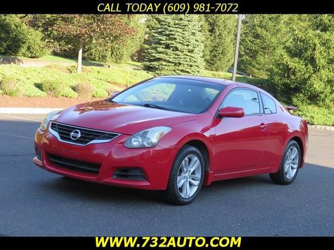 Used 2012 Nissan Altima 2.5 S image 1