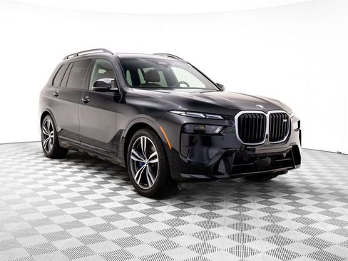 Certified 2025 BMW X7 M60i w/ Executive Package image 8