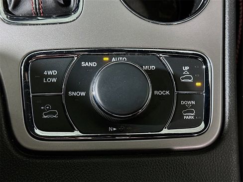 Used 2020 Jeep Grand Cherokee Trailhawk image 41