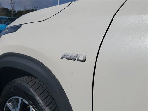 Certified 2022 Kia Seltos EX image 8