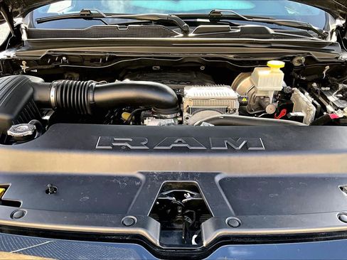 Used 2021 RAM 1500 Laramie AWD/4WD image 34