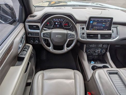 Used 2021 Chevrolet Tahoe Z71 w/ Z71 Off-Road Package AWD/4WD image 29