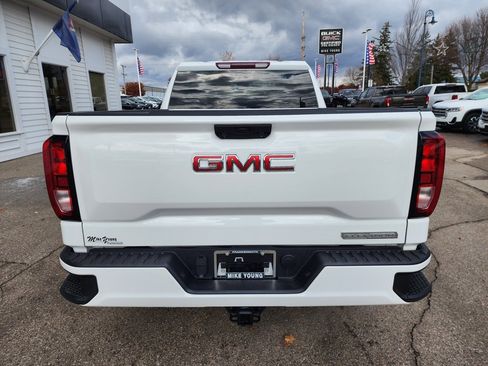 Used 2025 GMC Sierra 1500 Elevation image 6