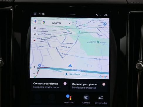 Used 2023 Volvo XC60 B6 Ultimate w/ Protection Package Premier image 15