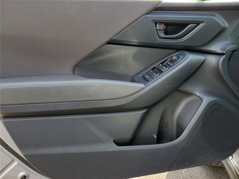 Used 2025 Subaru Crosstrek 2.0i Premium AWD/4WD image 20