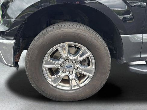 Used 2016 Ford F150 XLT w/ Equipment Group 302A Luxury AWD/4WD image 16