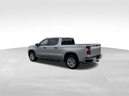 Used 2021 Chevrolet Silverado 1500 Custom AWD/4WD image 3
