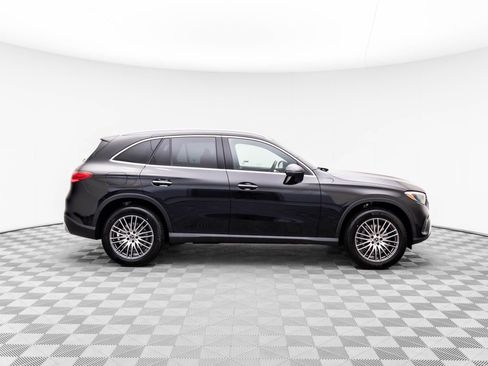 New 2025 Mercedes-Benz GLC 300 4MATIC image 6