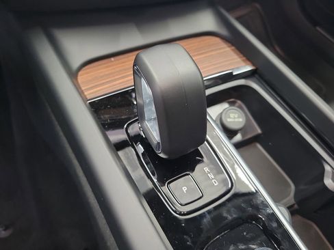 New 2026 Volvo V60 B5 Cross Country Plus w/ Protection Package Premier image 30