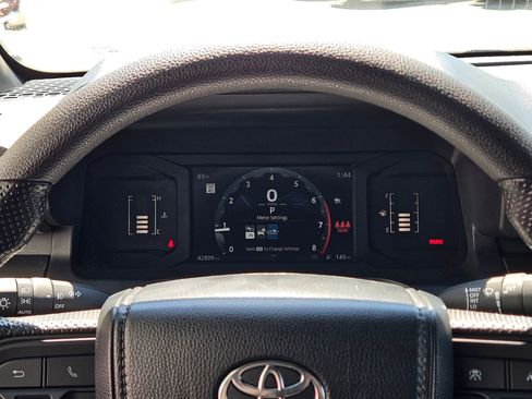 Used 2024 Toyota Tacoma SR5 image 17