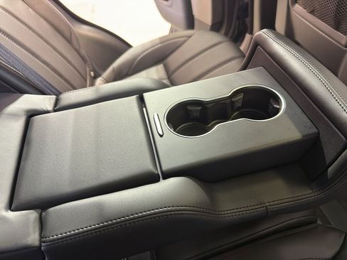 Used 2016 Land Rover Range Rover Sport Supercharged image 28