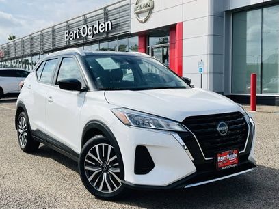 Used 2023 Nissan Kicks SV