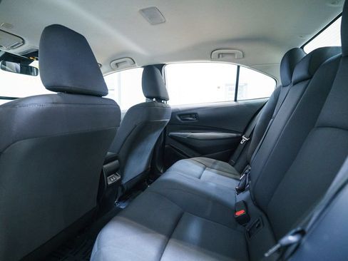 Used 2024 Toyota Corolla LE FWD image 31