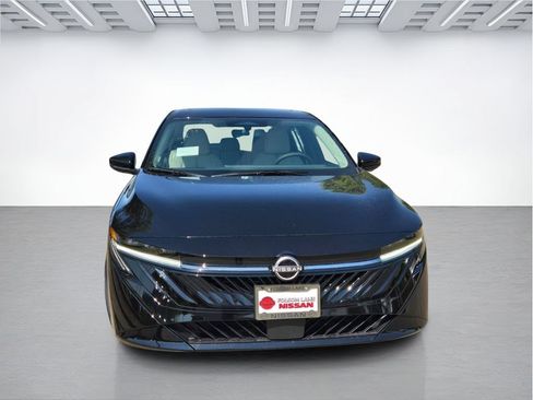 New 2026 Nissan Sentra SL w/ Floor Mat Package FWD image 2