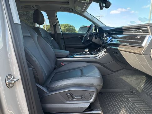 Used 2022 Audi Q7 2.0T Premium Plus w/ Premium Plus Package image 29