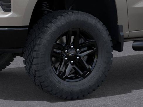 New 2026 Chevrolet Silverado 1500 Custom Trail Boss AWD/4WD image 9