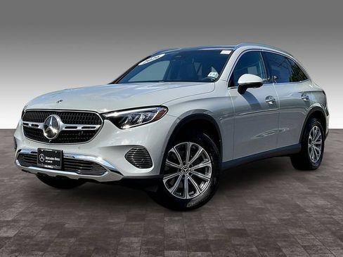 Used 2026 Mercedes-Benz GLC 300 4MATIC image 3