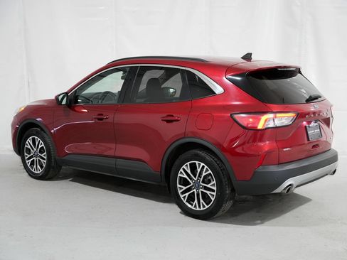 Used 2020 Ford Escape SEL AWD/4WD image 3