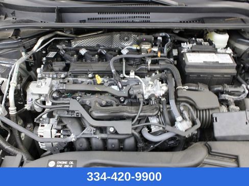 Used 2025 Toyota Corolla LE w/ Convenience Package image 28