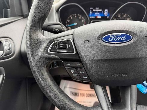 Used 2017 Ford Focus SE image 21