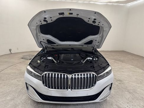 Used 2020 BMW 740i w/ Cold Weather Package RWD image 14