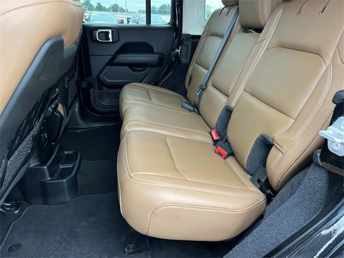 Used 2021 Jeep Wrangler Unlimited Rubicon image 21
