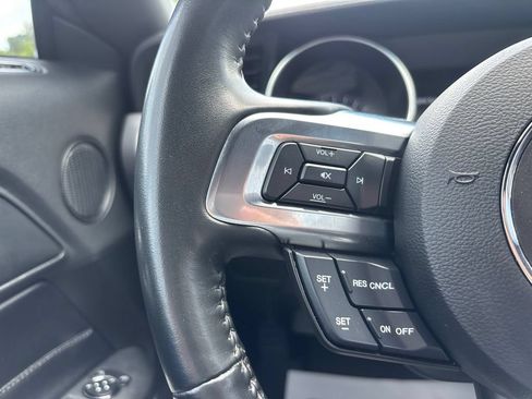 Used 2022 Ford Mustang Premium RWD image 18