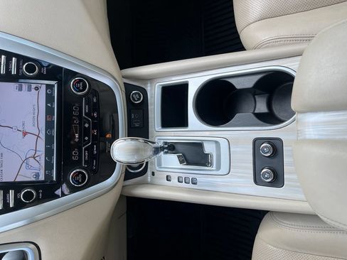 Used 2018 Nissan Murano Platinum w/ Cargo Package FWD image 27