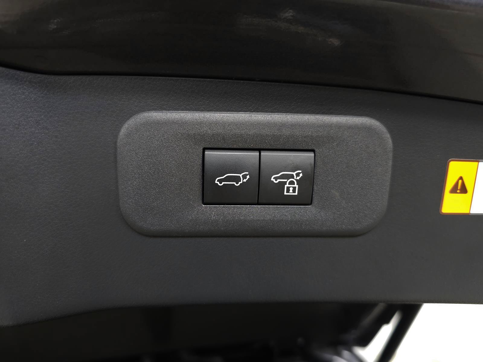 Used 2024 Lexus NX 350h AWD w/ Vision Package image 8