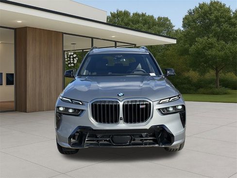 Certified 2024 BMW X7 M60i w/ Executive Package image 4