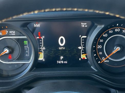 Used 2025 Jeep Wrangler Unlimited Rubicon 392 image 29