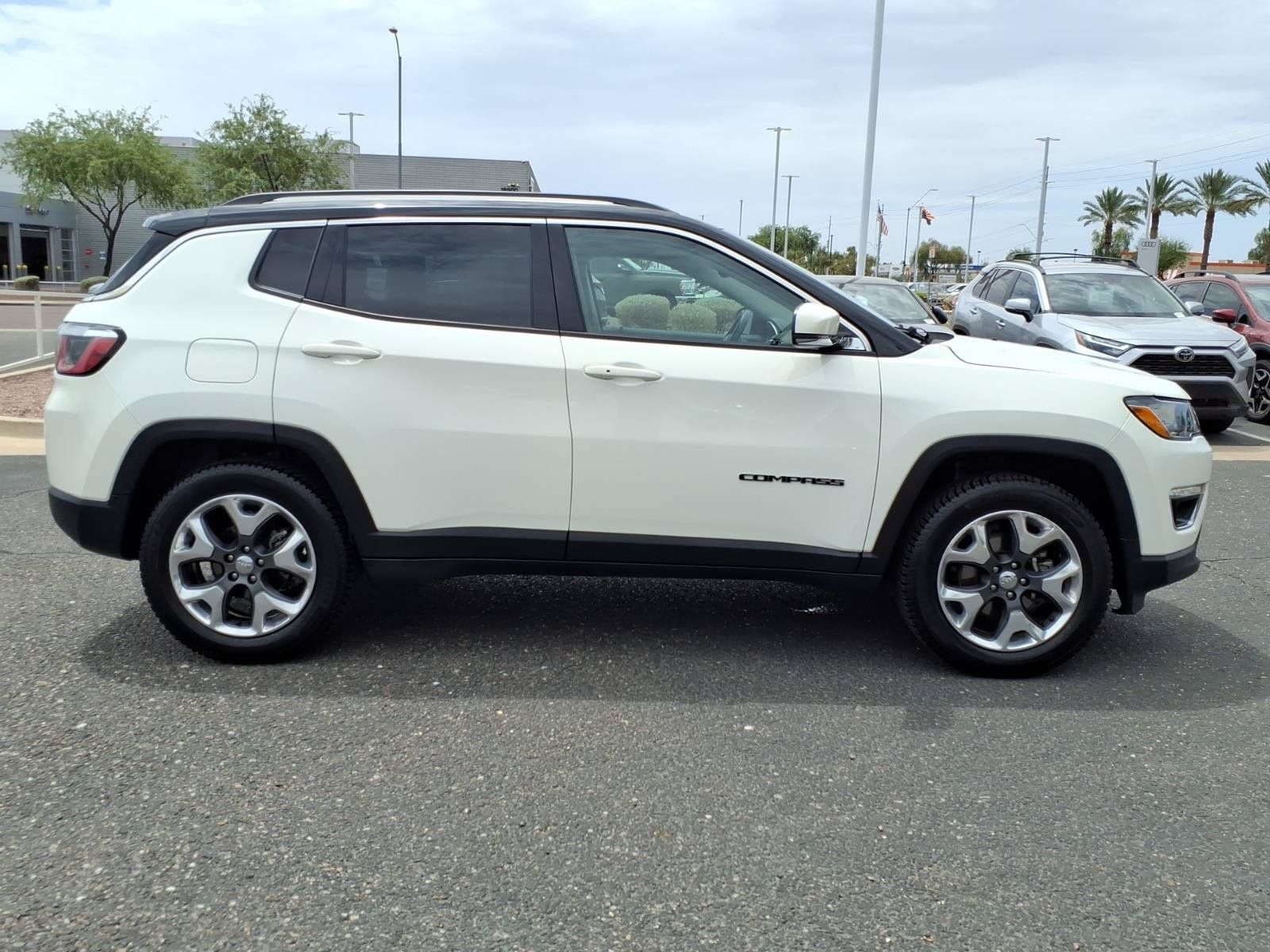 Used 2019 Jeep Compass Limited AWD/4WD image 8