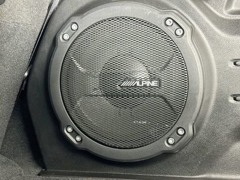 Used 2022 Jeep Wrangler Unlimited Rubicon AWD/4WD image 23