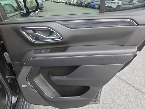 Used 2024 GMC Yukon SLT image 19