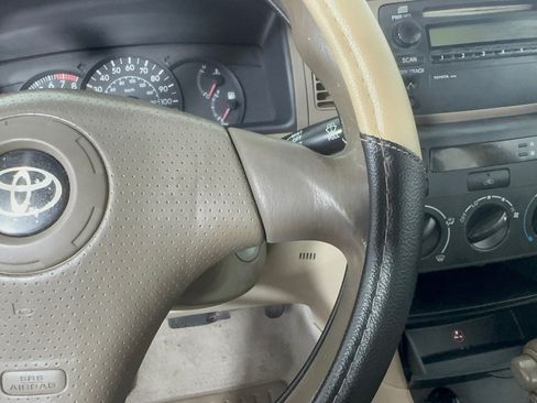 Used 2004 Toyota Corolla CE FWD image 19